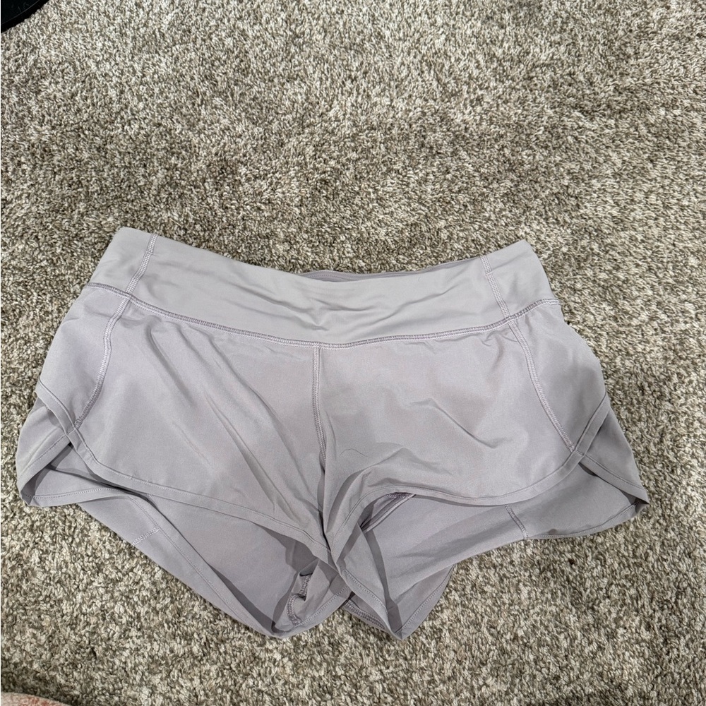 Lululemon speed up 2.5” shorts